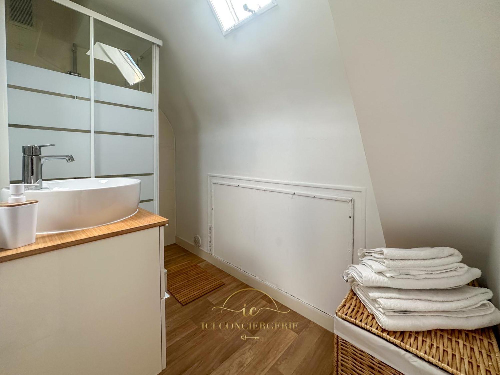 Le Cocon Versaillais Apartment Versailles Bagian luar foto